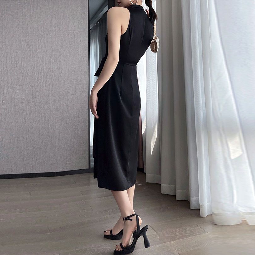 In stock~Black hanging neck dress female 2023 summer new sleeveless temperament high-end design mid-length skirt