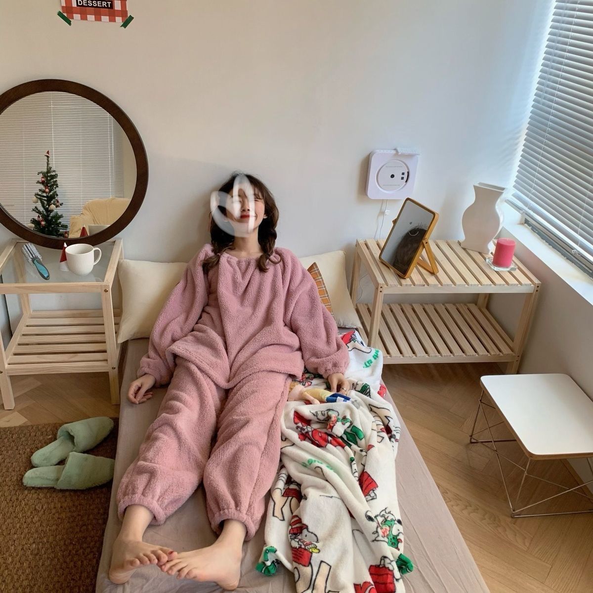 Autumn and winter pajamas female students Korean version of the sweet girl ins plus velvet thick home service two-piece suit can be worn outside