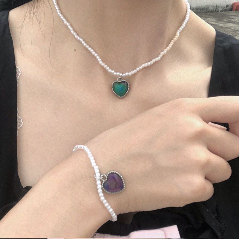 米珠珍珠温变项链女2022年新款小众设计潮锁骨链脖颈链