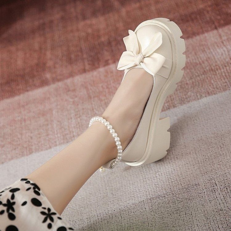 玛丽珍鞋女2022年夏季新款小众设计感珍珠厚底单鞋白色百搭小皮鞋