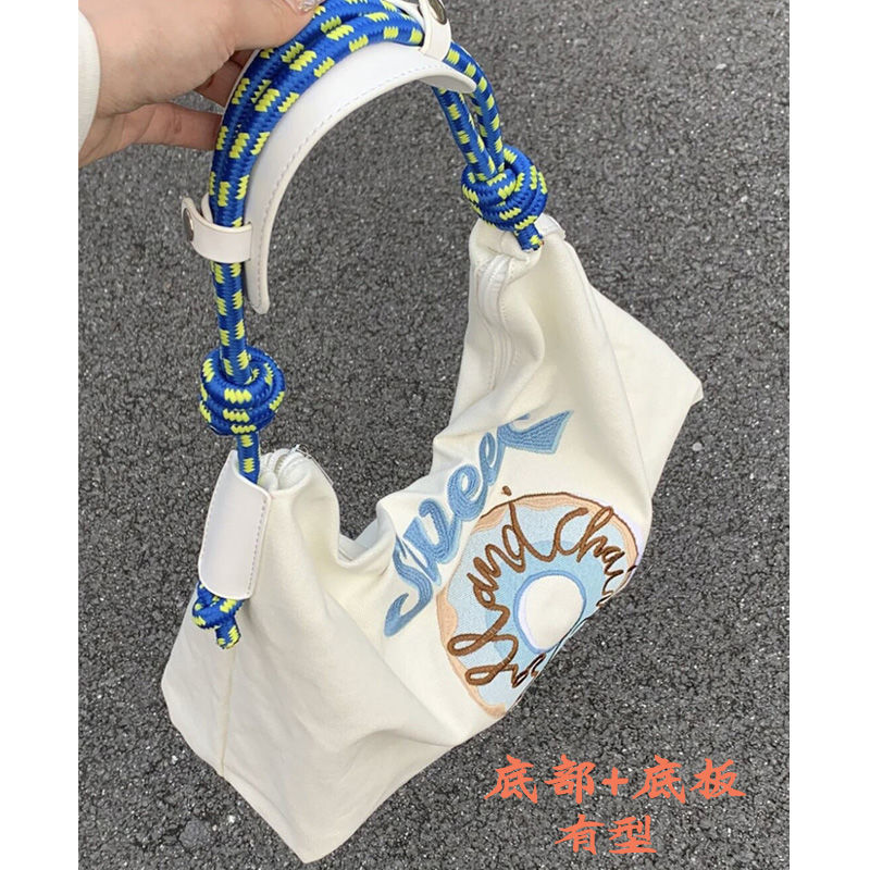 2022新款托特包硬底大容量刺繡拉鏈帆布單肩包大學生外出包包女潮