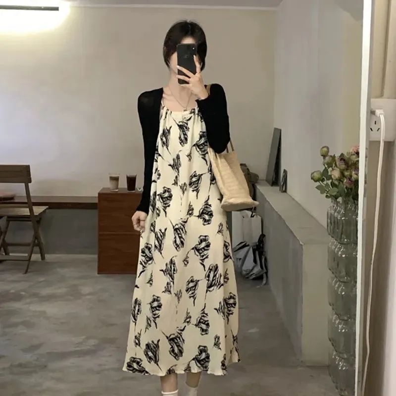法式吊帶碎花連衣裙春夏季女高級感別致漂亮小眾獨特顯瘦披肩外套