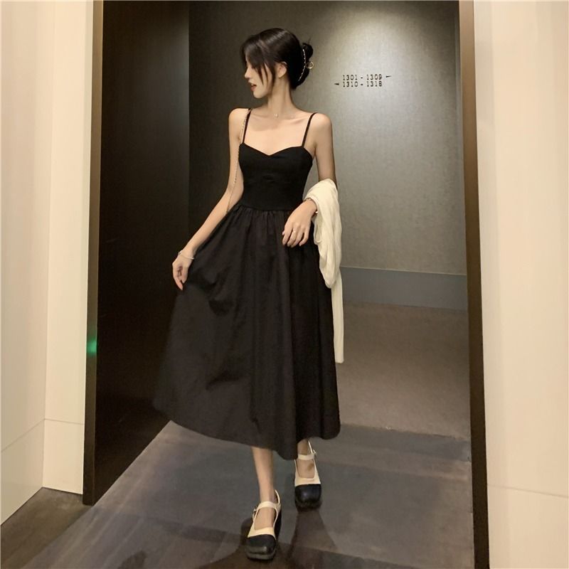 Hepburn style suspender dress female Korean version waist ins little black dress + French sunscreen top jacket two-piece suit