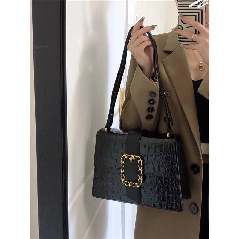 小眾設計高級感黑色包包女2022新款春夏學院風日常通勤單肩斜挎包
