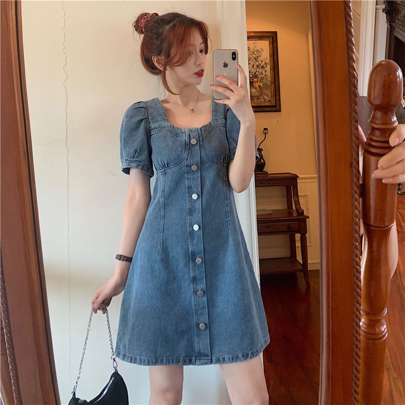 減齡氣質泡泡袖牛仔連衣裙女夏季大碼胖mm收腰顯瘦遮肚背帶短裙子