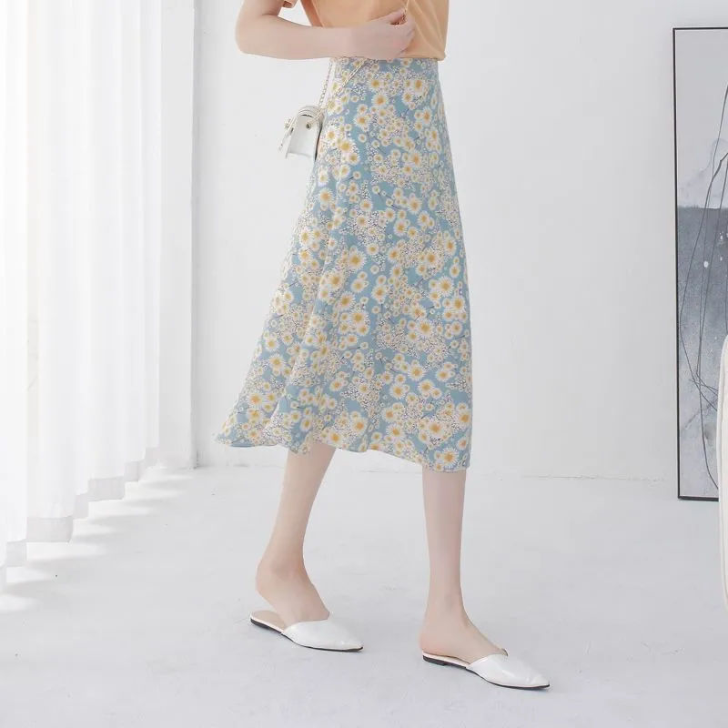 碎花半身裙女2022年新款a字裙顯瘦高腰時尚印花中長裙小雛菊花裙