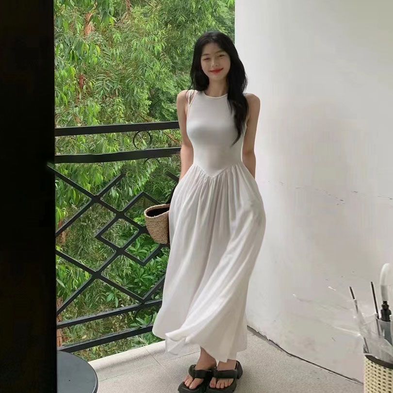 2022 summer new Korean style loose round neck slim waist sleeveless vest mopping the floor mid-length dress