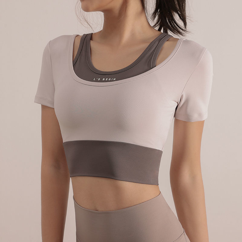 新款瑜伽服套装女假两件带胸垫夏季运动健身上衣跑步速干短袖T恤