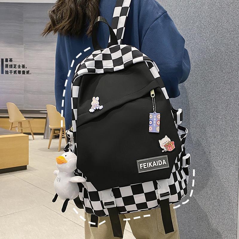 高顏值書包女初中生韓版高中生原宿風背包大學生輕便大容量雙肩包