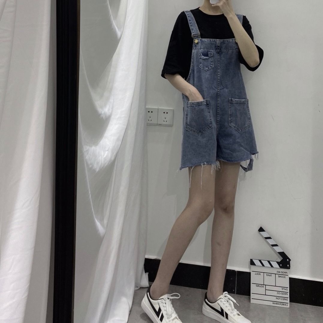 2022 summer new Korean version of denim shorts for female students with high waist and thin loose overalls with holes to reduce age