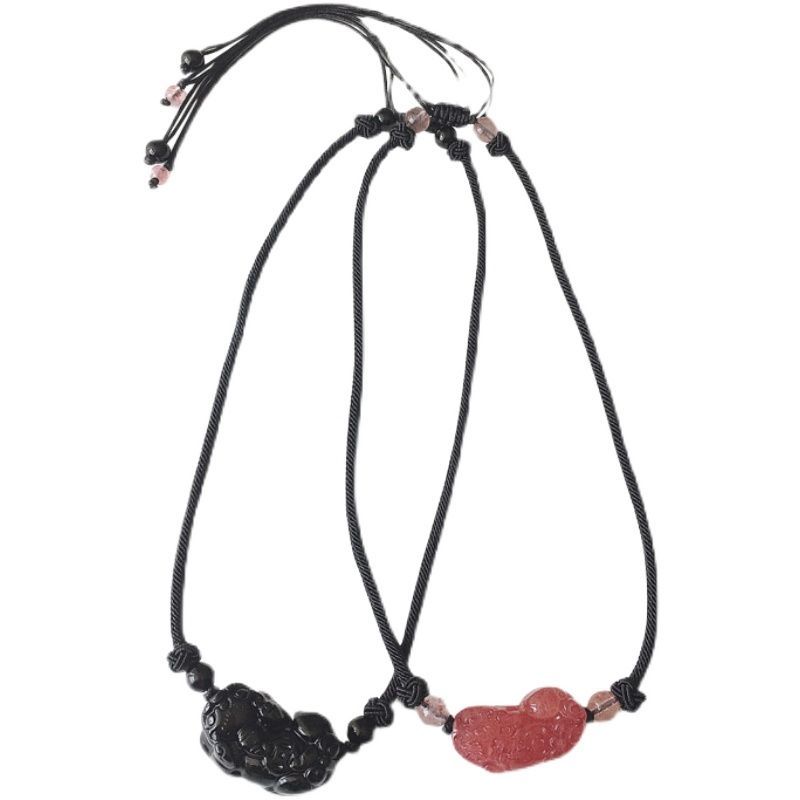草莓晶貔貅项链女个性锁骨链男设计感小众高级情侣水晶吊坠礼物