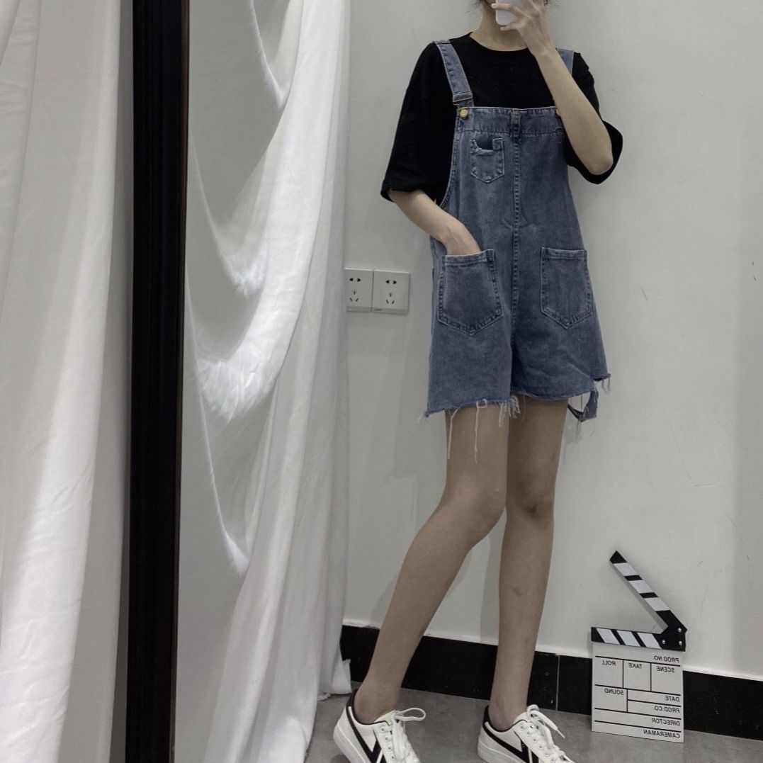 2022 summer new Korean version of denim shorts for female students with high waist and thin loose overalls with holes to reduce age