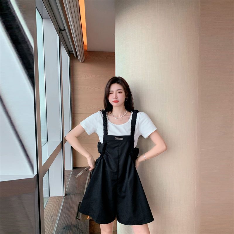 European station fashion age reduction suit 2022 summer new design sense loose and thin straight bib overalls two-piece set