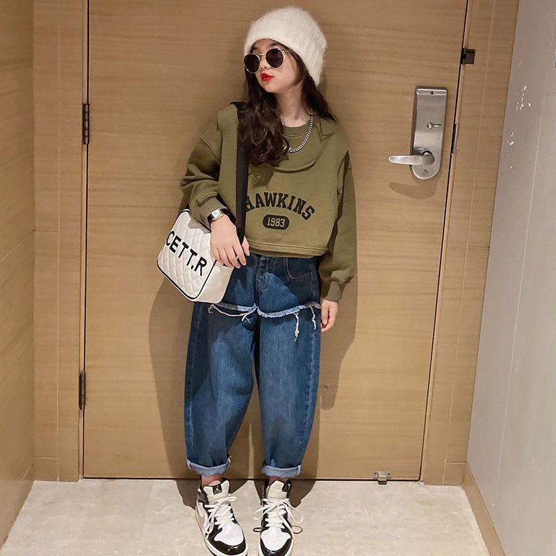 女童裝春裝2023新款洋氣女大童春秋款網紅時髦韓版兒童運動套裝潮