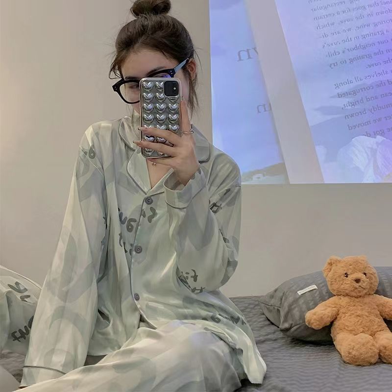 New ins long-sleeved pajamas women's spring and autumn thin section ice silk high-level sense net red cute student imitation silk suit