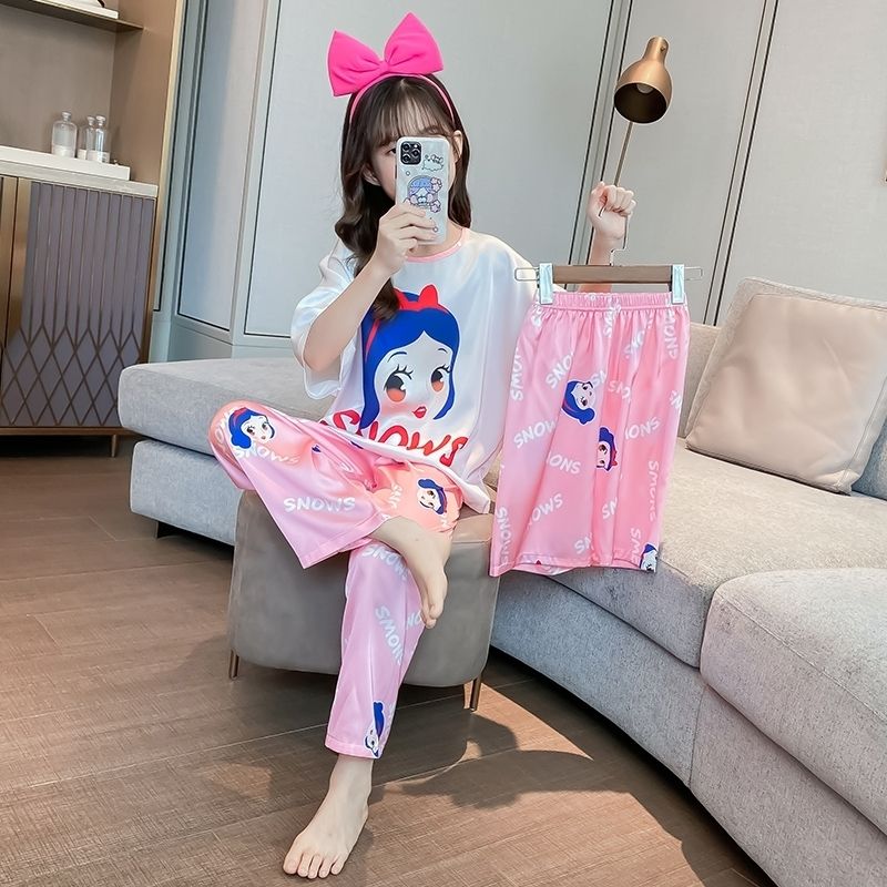 Children's pajamas, girls' middle school students, home clothes, strawberry milk silk, three-piece suit, short-sleeved trousers, spring, autumn and summer