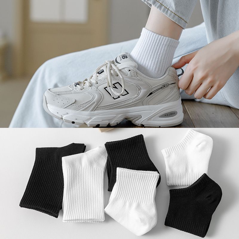 Black and white stockings women's Korean version of the stockings Japanese ins tide all-match short stockings male students sports stockings