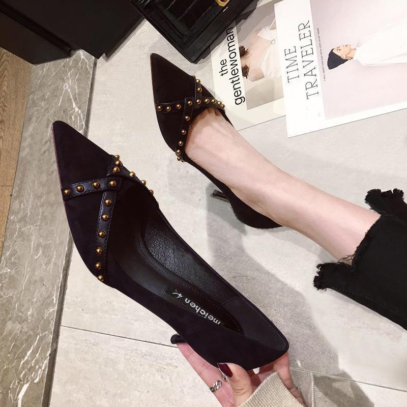 2023 spring and summer new net red French girl red high heels stiletto pointed toe small fresh black single shoes