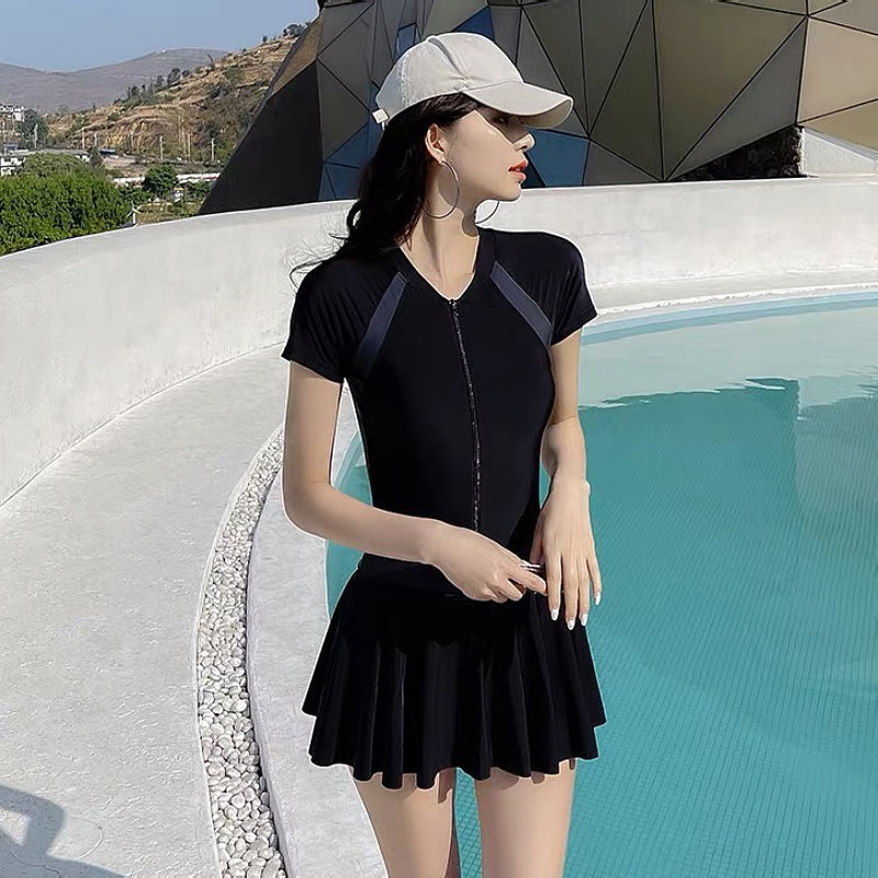 2023 new swimwear for women in hot springs conservative belly-covering slimming professional sports high-end casual anti-exposure swimwear
