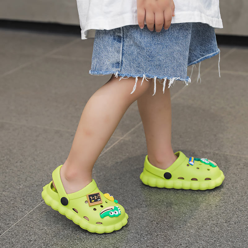 儿童Diy洞洞鞋夏季超软男女童宝宝卡通可爱室内包头凉拖鞋可外穿