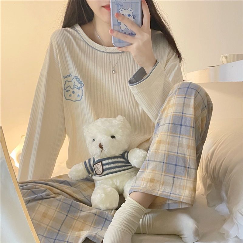 Japanese pajamas female ins spring and autumn cute bear student sweet V-neck long-sleeved can be worn outside the home service suit