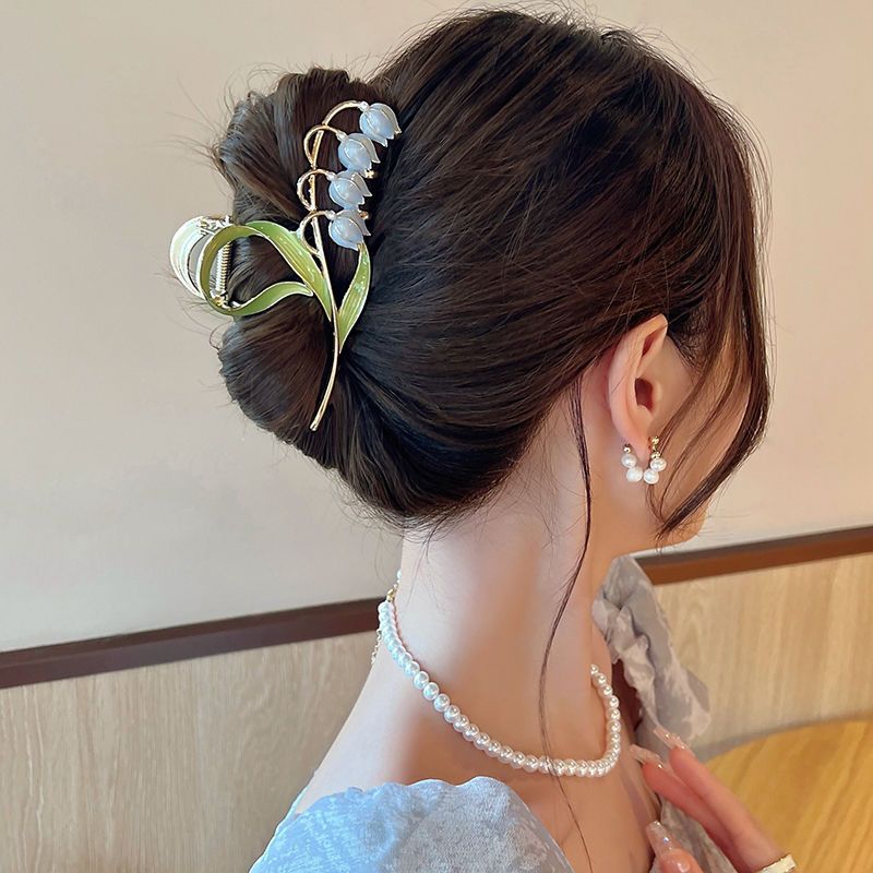 Lily of the valley summer super fairy flower big catch clip female high-end hair clip back head hair accessories ins shark clip tide hair accessories