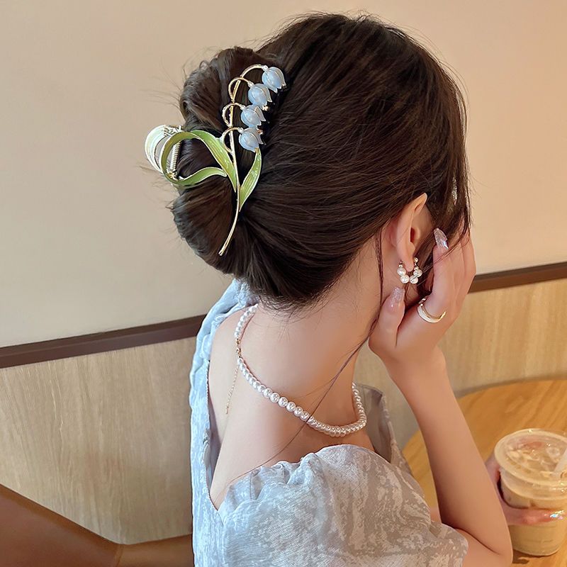 Lily of the valley summer super fairy flower big catch clip female high-end hair clip back head hair accessories ins shark clip tide hair accessories