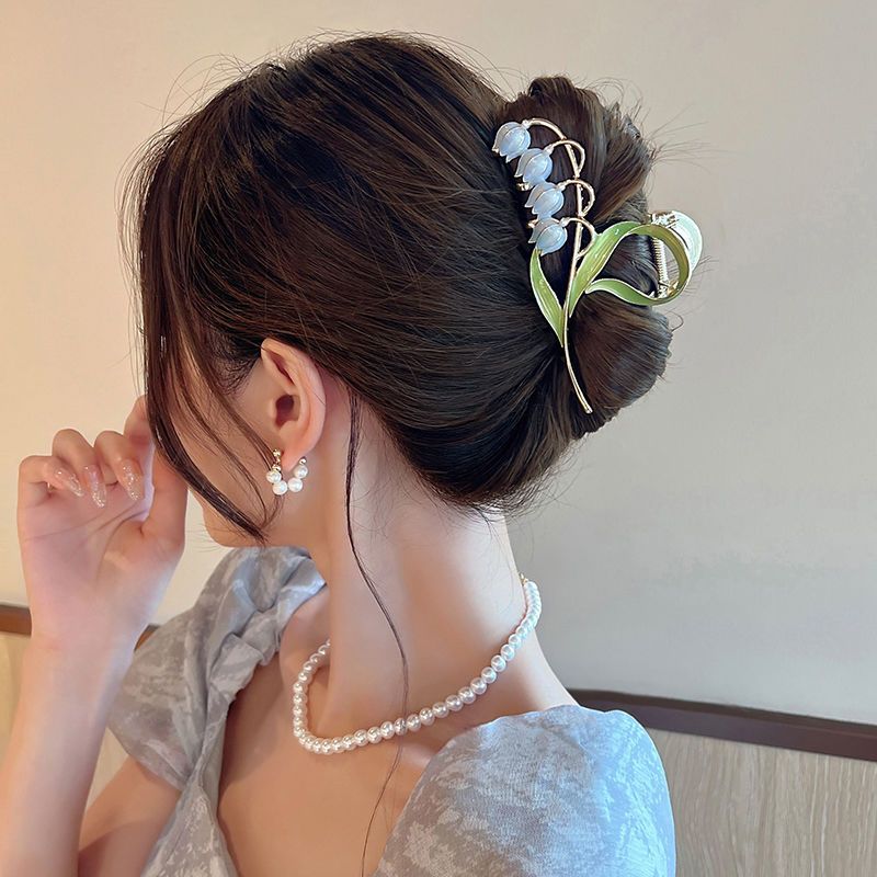 Lily of the valley summer super fairy flower big catch clip female high-end hair clip back head hair accessories ins shark clip tide hair accessories