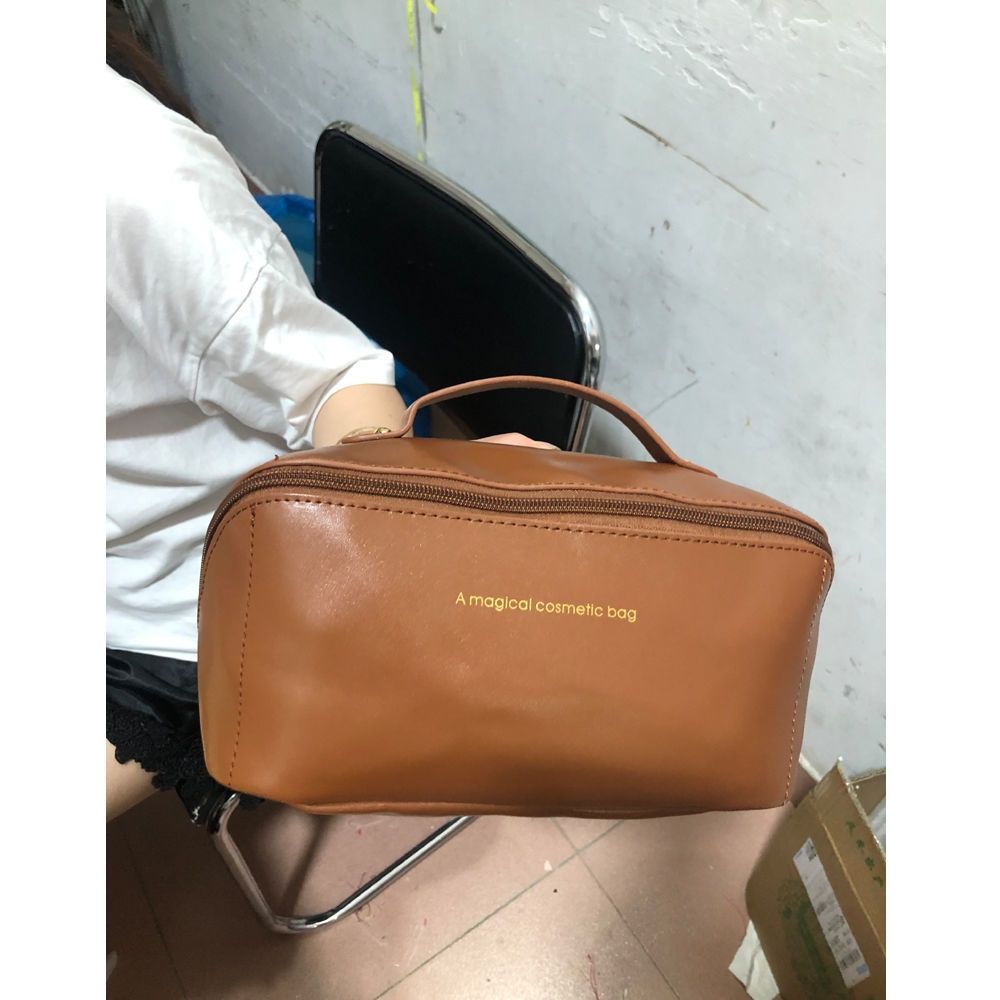 新款化妆包外出便携式大容量洗漱包高颜值手提旅行化妆收纳包女包