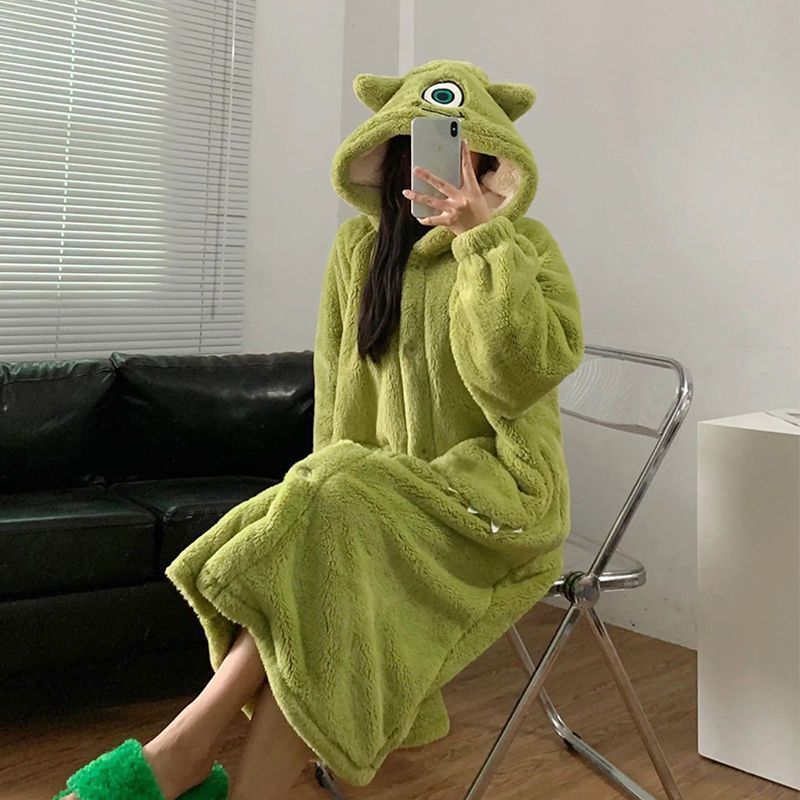 Cute cartoon big-eyed coral fleece pajamas women's 2022 new winter thickened pajamas can be worn as home clothes