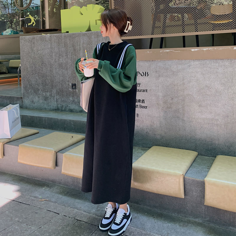 2023 spring and autumn new Korean version of fat mm large size dress loose and thin foreign style mid-length sweater skirt 200 catties