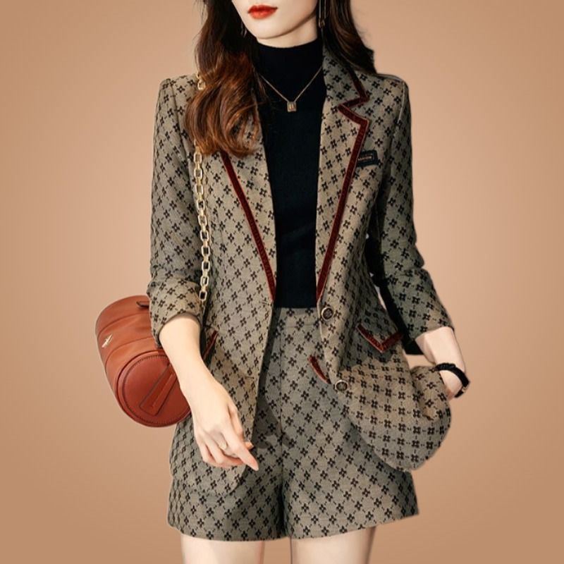 Large size women's suit two-piece suit 2023 new fashion Korean version all-match retro embroidery young small suit