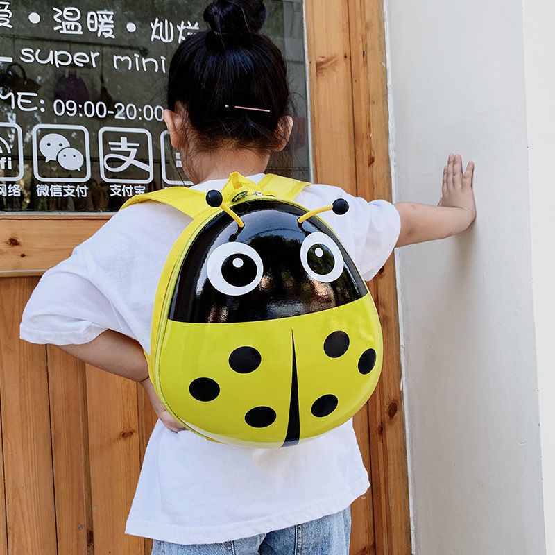 2022新款蛋壳儿童包洋气瓢虫图案幼儿园男女孩学生上课双肩背包