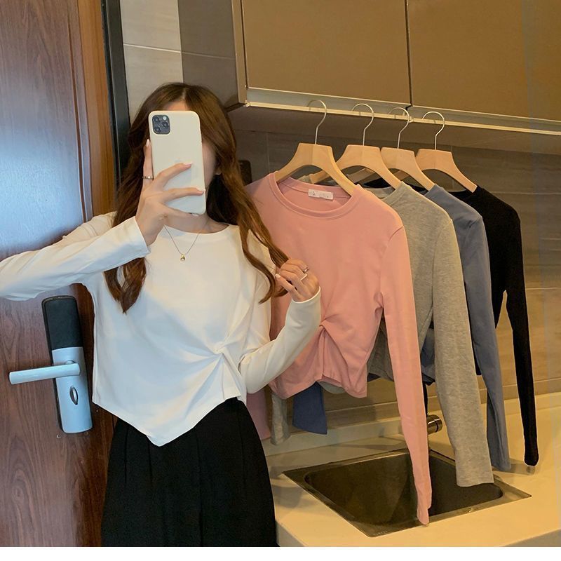 Irregular kink long-sleeved bottoming t-shirt women's short style 2022 autumn new design round neck top