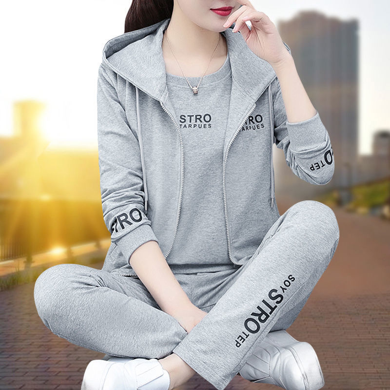 Spring and autumn three-piece suit women's 2022 new Korean style autumn long-sleeved sweater plus size casual sportswear suit women's clothing