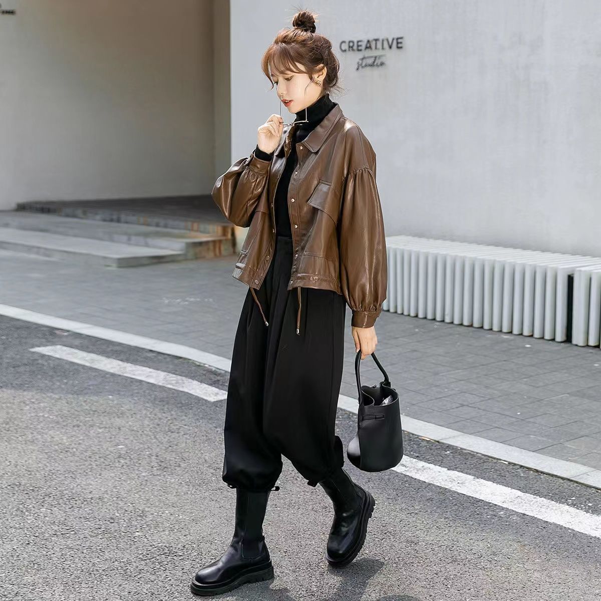大码女装高级感皮衣外套秋季2023年新款韩版宽松复古单排扣皮夹克