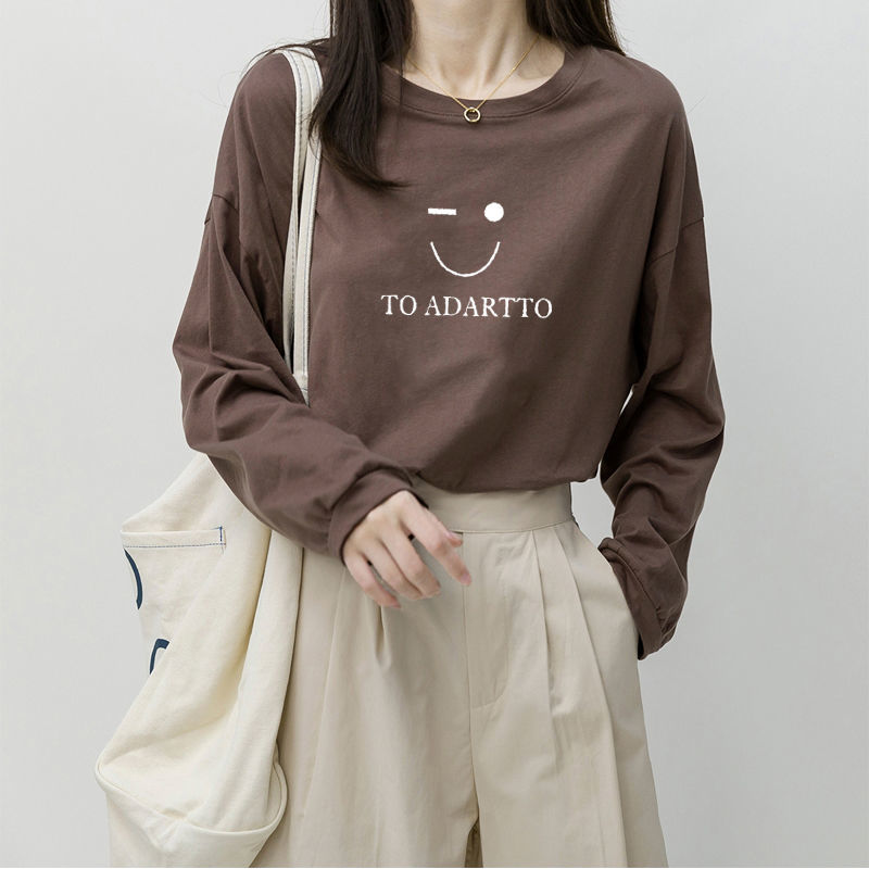 Spring and autumn long-sleeved t-shirt women with cotton white loose Korean version ins super hot student autumn and winter round neck bottoming shirt