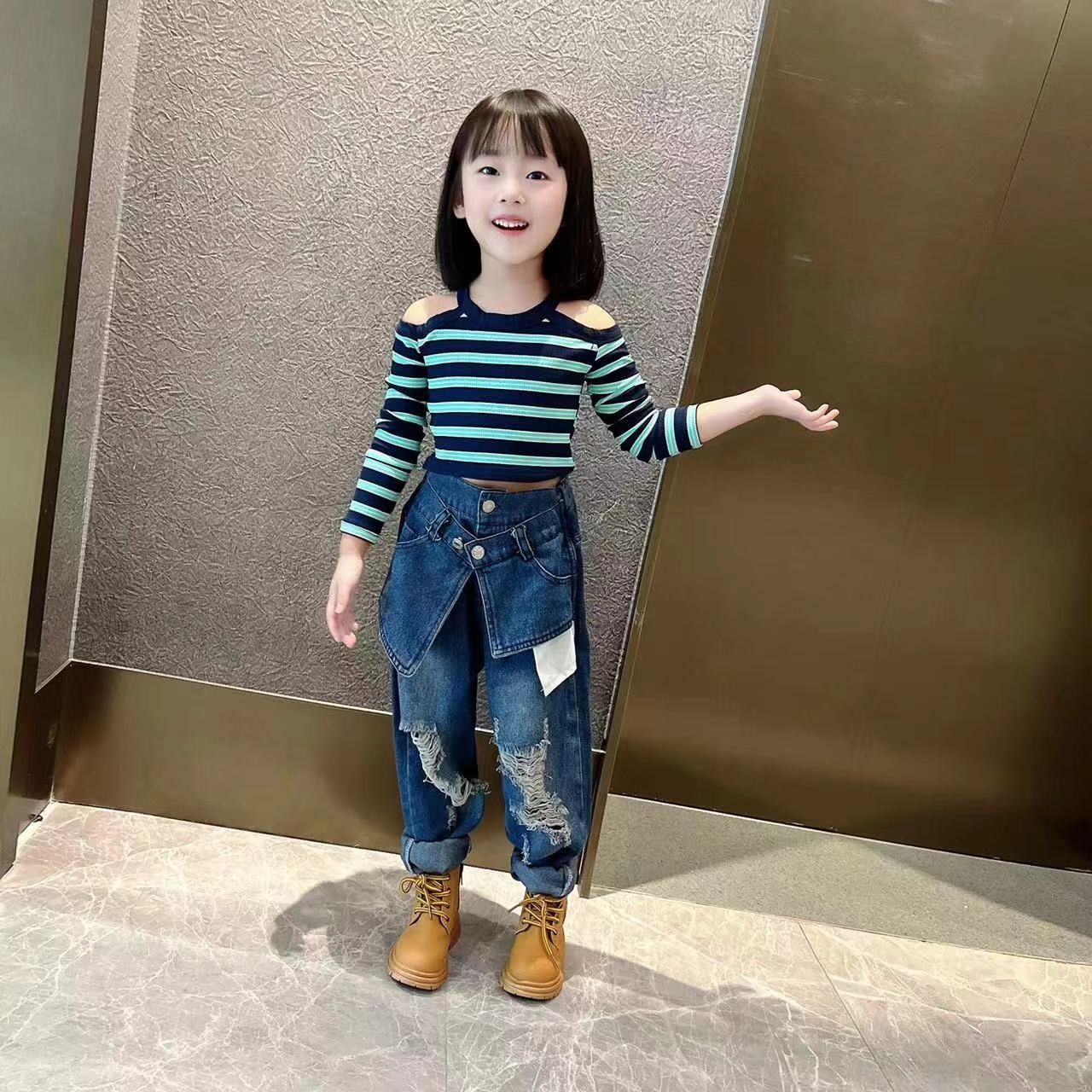 女童春秋裝套裝2023新款韓版時髦女孩網紅洋氣長袖上衣牛仔老爹褲