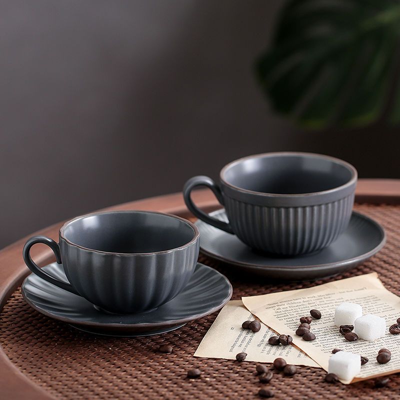 European Small Luxury Coffee Saucer Spoon Hanging Ear Ins Style Ceramic Latte Art Afternoon Tea Cup Set_voghion.com
