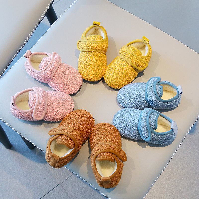 Winter thickened baby toddler shoes soft bottom non-slip children's cotton shoes home indoor shoes men and women children bag root slippers