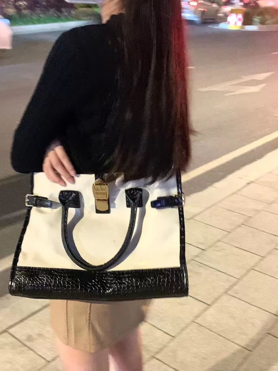 新款設計百搭氣質辦公大容量托特包帆布包手提斜挎包休閒小眾包包