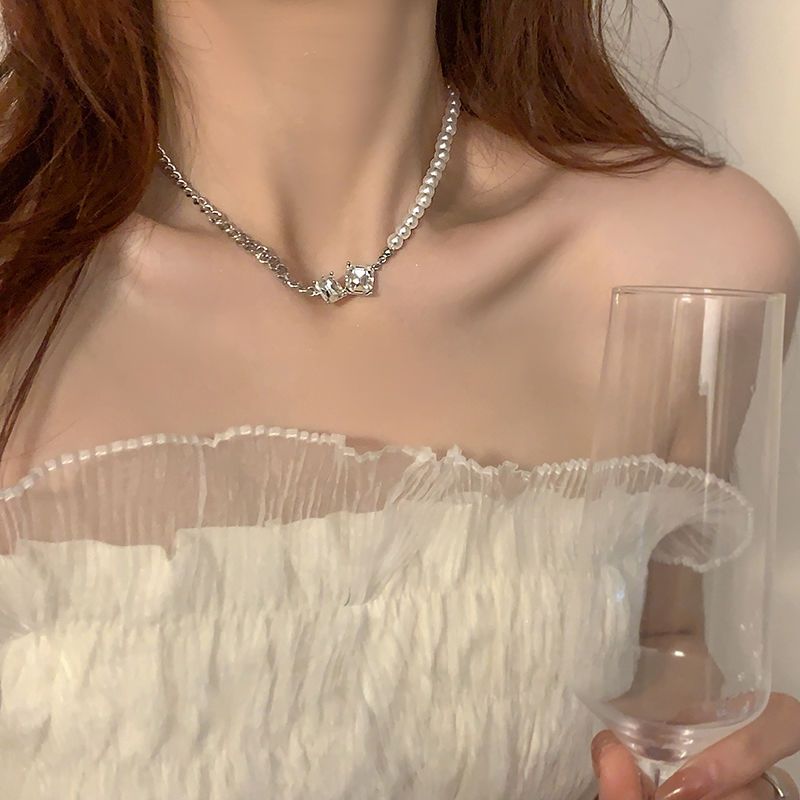 Pearl splicing zircon necklace women's 2022 new summer sweet cool hot girl ins style niche design clavicle chain
