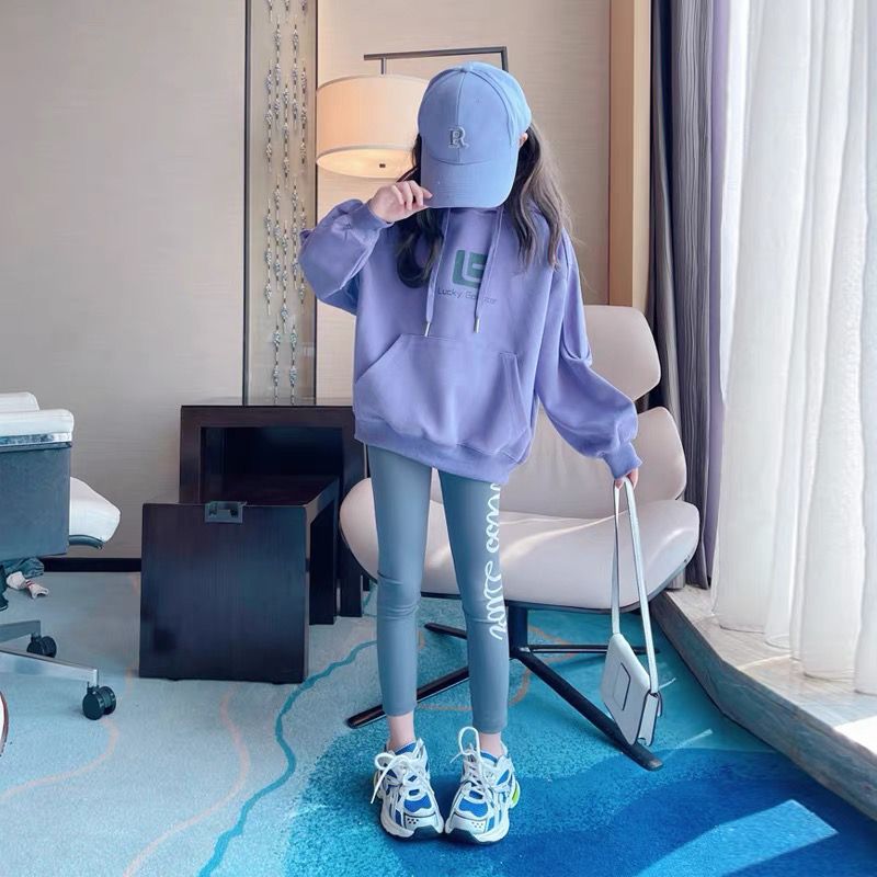 Girls sweatshirt suit 2023 latest Korean style spring Internet celebrity hooded top for middle-aged and older children, fashionable leggings