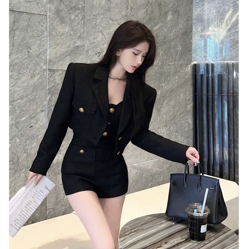 Woven black gold jacket shorts suit women's 2022 autumn new heavy industry short top jumpsuit two-piece trendy