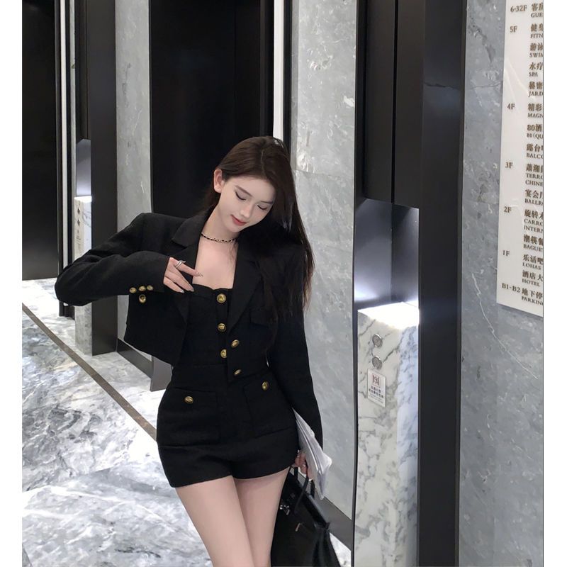 Woven black gold jacket shorts suit women's 2022 autumn new heavy industry short top jumpsuit two-piece trendy