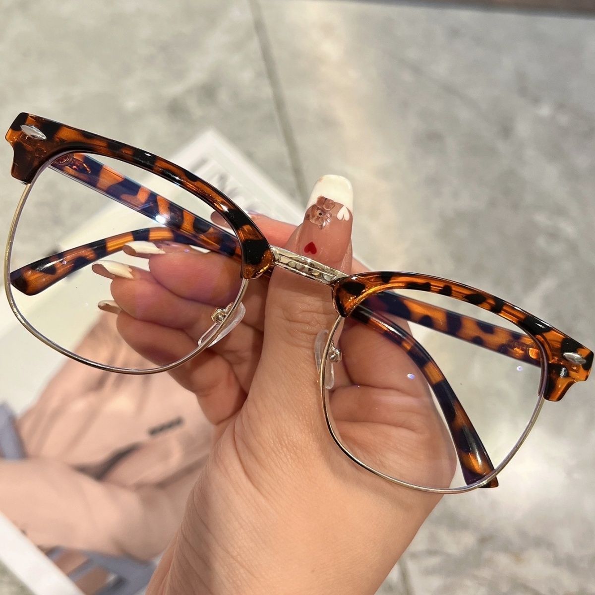 Trendy half-frame glasses female myopia can be equipped with degree round face plain face astigmatism eye frame retro frame eye female