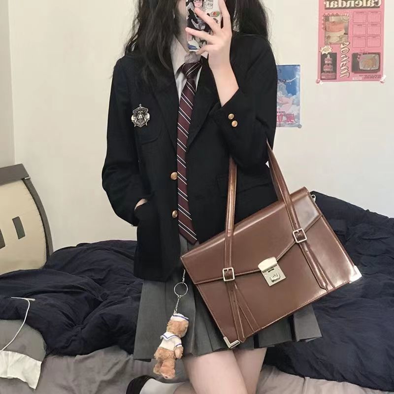 Three-piece suit/one-piece autumn and winter a complete set of college style wear with tea-style suit jacket with shirt and pleated skirt