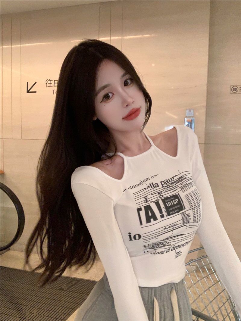 Autumn small sexy off-the-shoulder tight-fitting t-shirt women's hanging neck showing chest big short section clavicle-free self-cultivation bottoming top winter