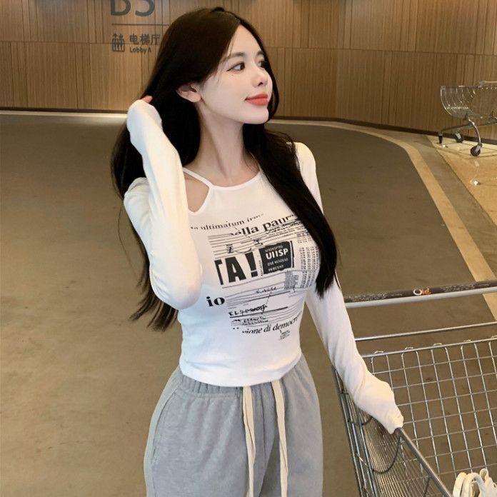 Autumn small sexy off-the-shoulder tight-fitting t-shirt women's hanging neck showing chest big short section clavicle-free self-cultivation bottoming top winter