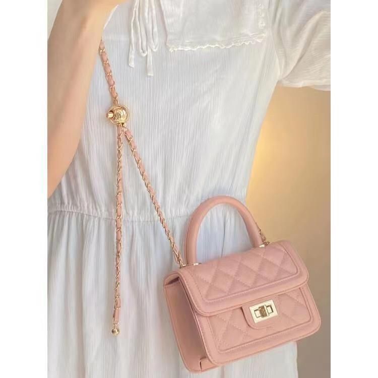 Niche high-end fashion small bag women 2022 new one-shoulder Messenger bag girl Xiaoxiang style rhombic chain bag